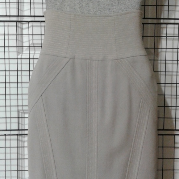 Structural wool blend high waist skirt. NWT - Picture 3 of 7